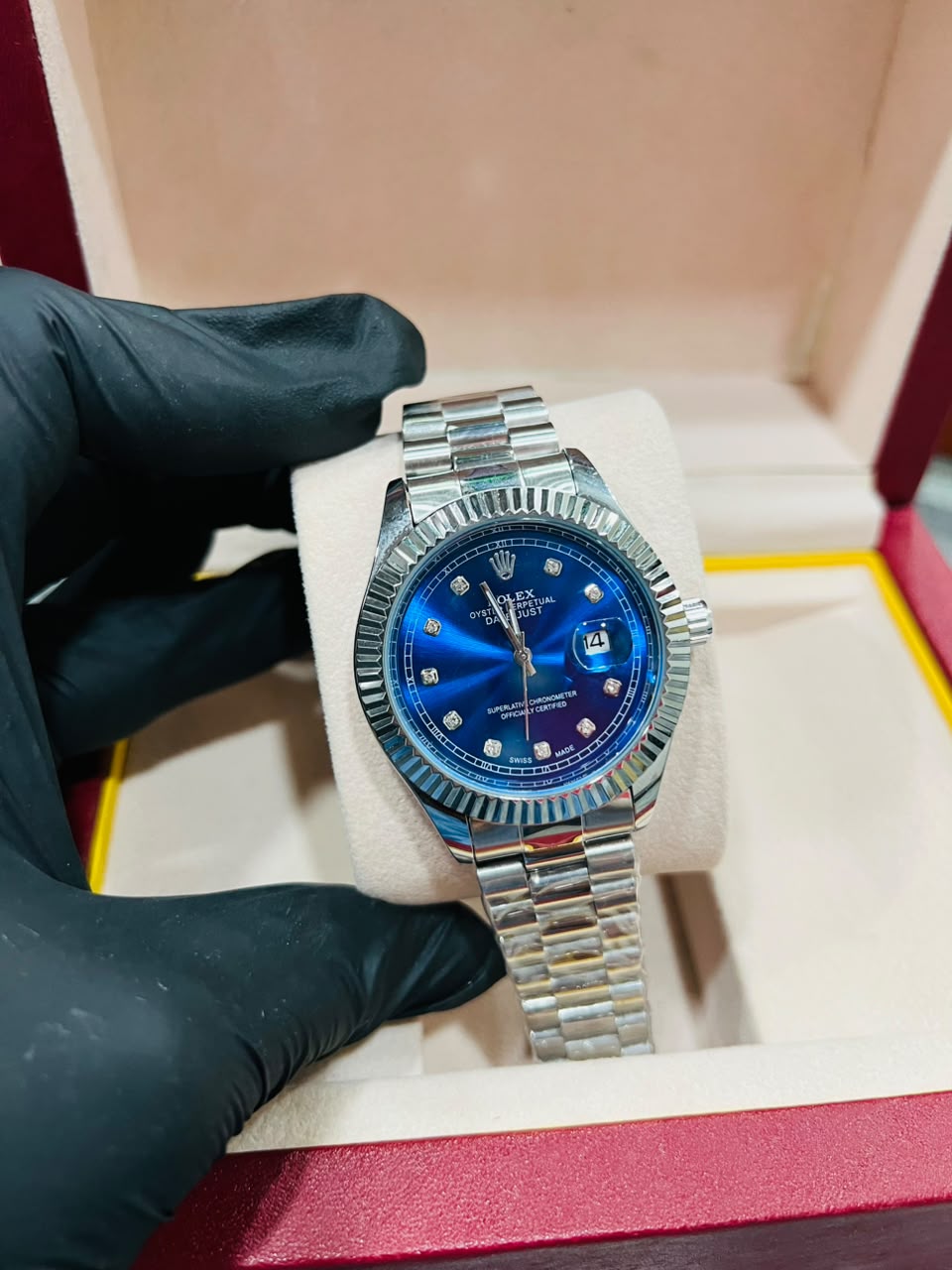 Premium Silver Chain, Black Dial Men's Watch