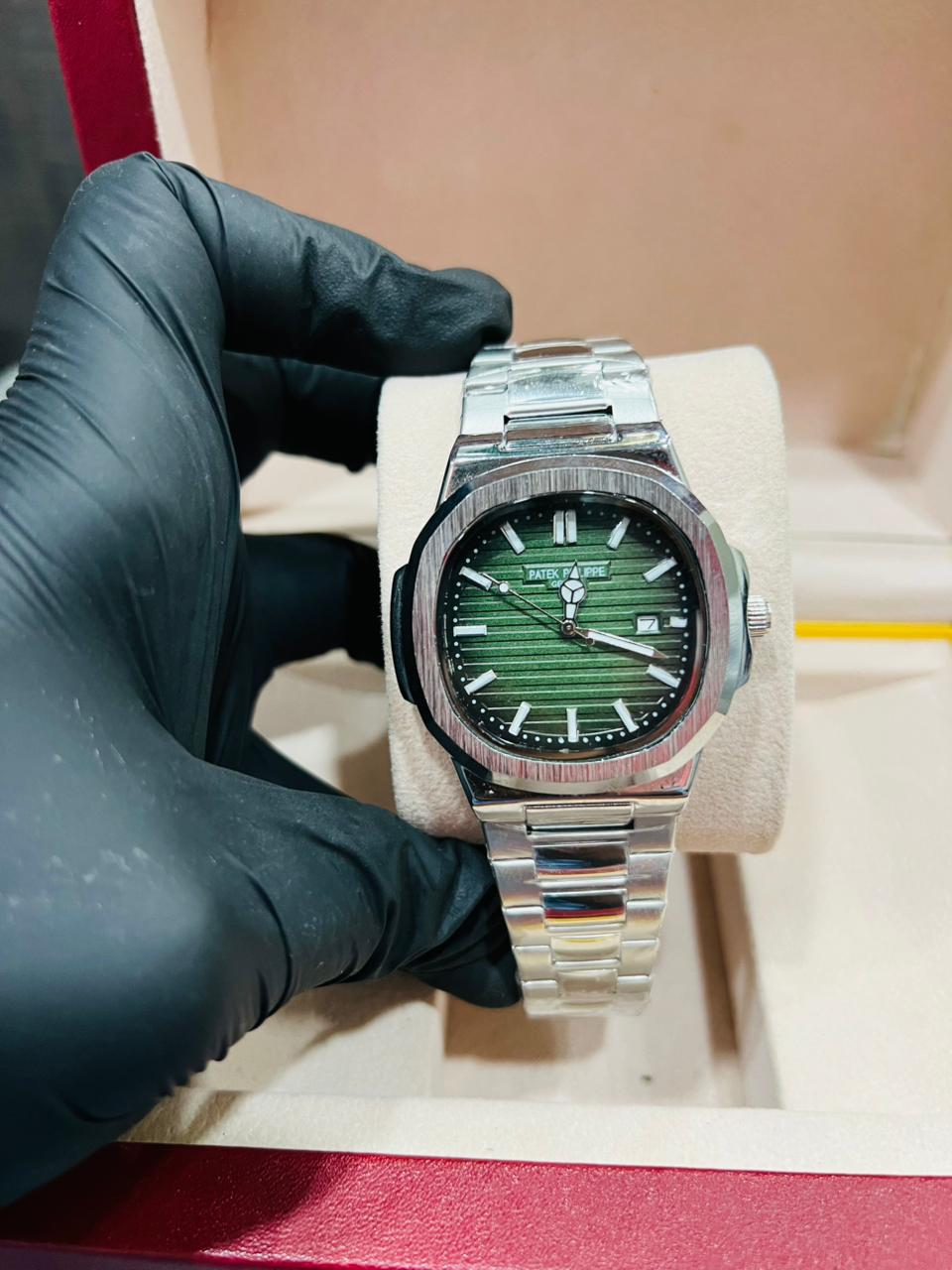 Men's Luxury Mint Dial Watch